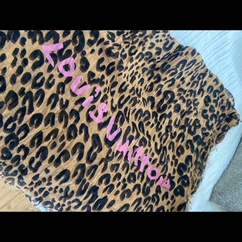 LV leopard graffiti scarf